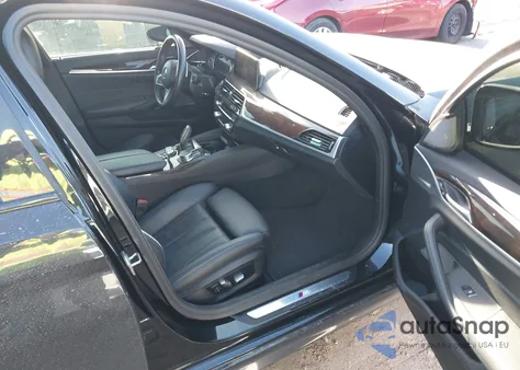 2019 BMW 540I xDrive z USA, uszkodzony, nr VIN WBAJE7C51KWW07138